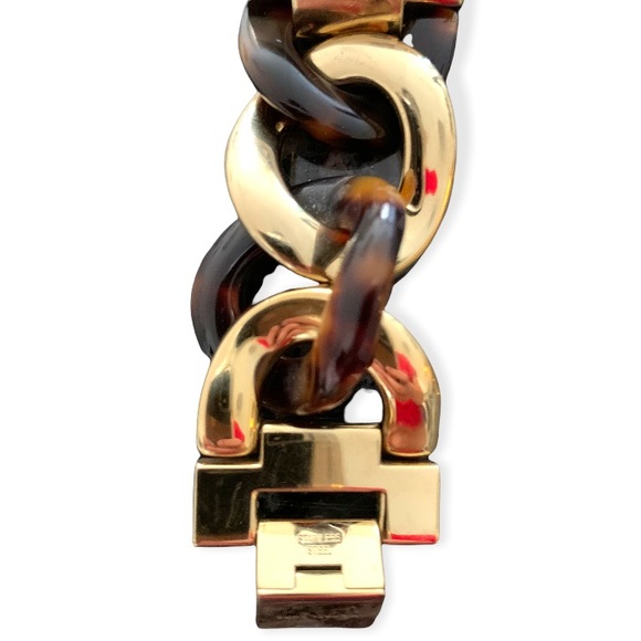 Michael Kors Women's MK4222 Chain Watch! - Picture 2 of 3